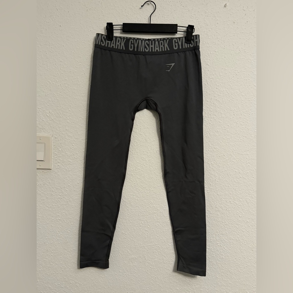 Calf length exercise grey leggings